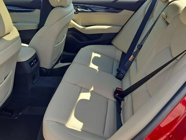 Nuevos CADILLAC CT5 à Estados chez autogozo