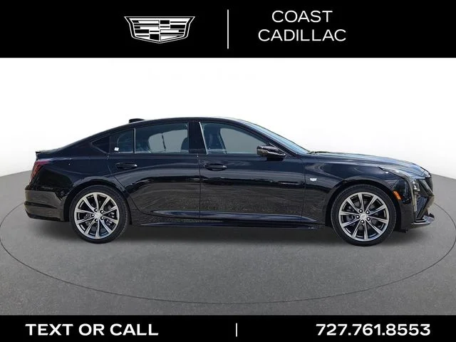 Nuevos CADILLAC CT5 à Estados chez autogozo