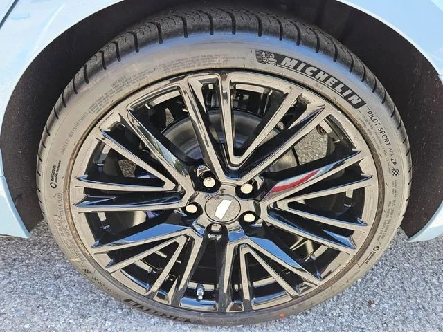 Nuevos CADILLAC CT5 à Estados chez autogozo