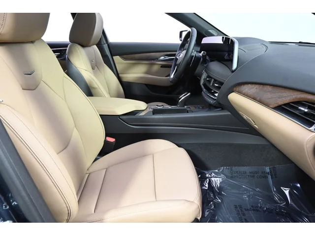 Nuevos CADILLAC CT5 à Estados chez autogozo
