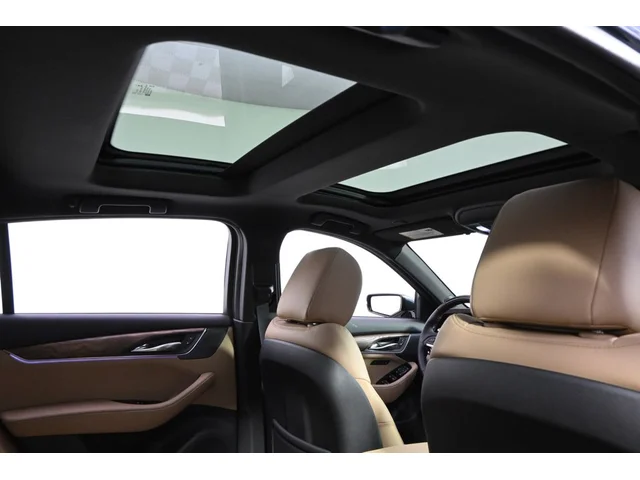 Nuevos CADILLAC CT5 à Estados chez autogozo