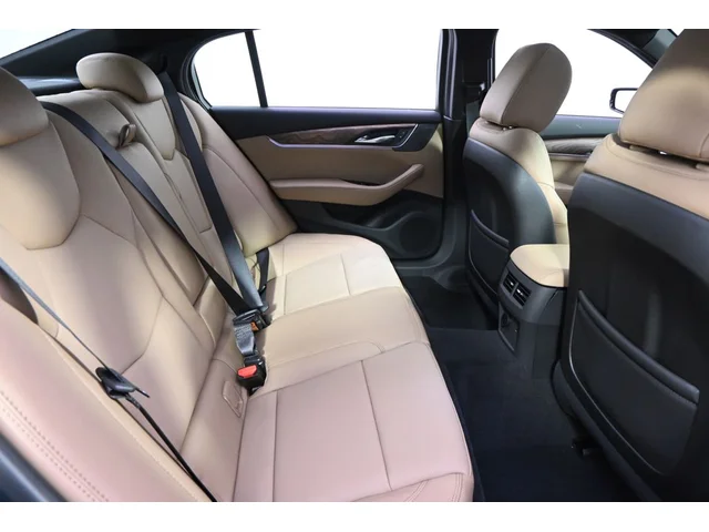 Nuevos CADILLAC CT5 à Estados chez autogozo