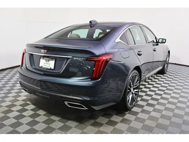 Nuevos CADILLAC CT5 à Estados chez autogozo