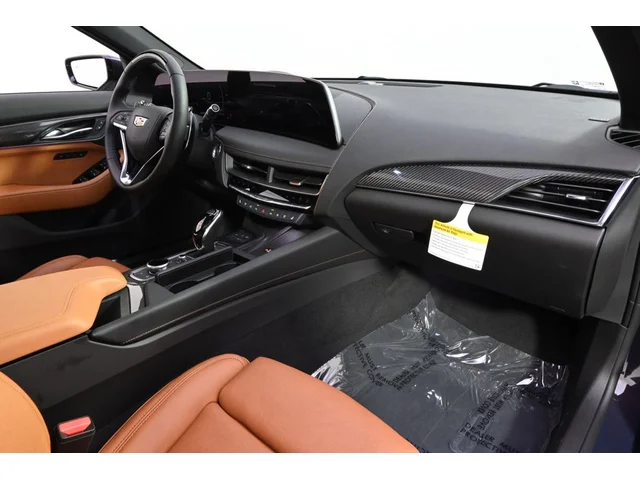 Nuevos CADILLAC CT5 à Estados chez autogozo