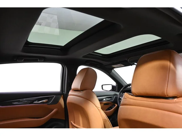 Nuevos CADILLAC CT5 à Estados chez autogozo