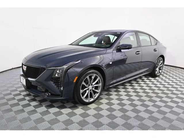 Nuevos CADILLAC CT5 à Estados chez autogozo