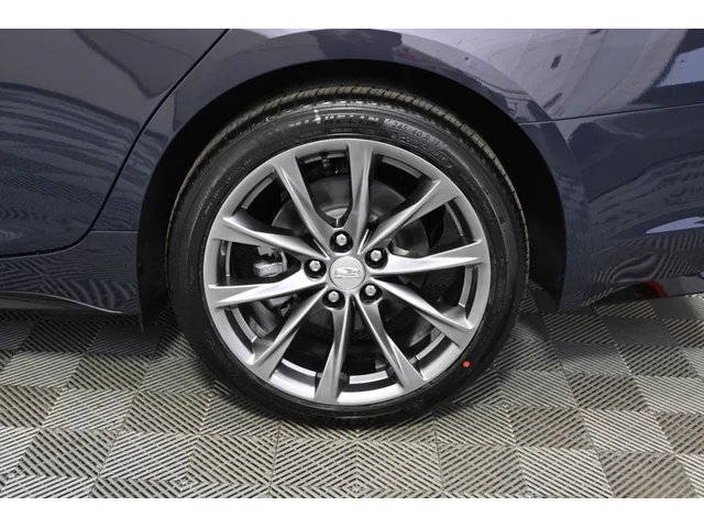 Nuevos CADILLAC CT5 à Estados chez autogozo