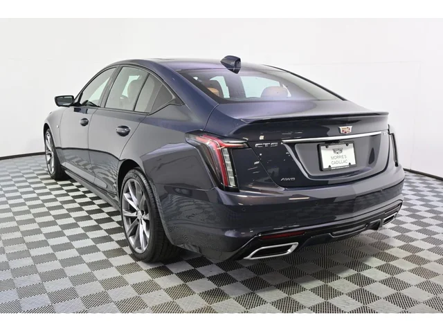 Nuevos CADILLAC CT5 à Estados chez autogozo