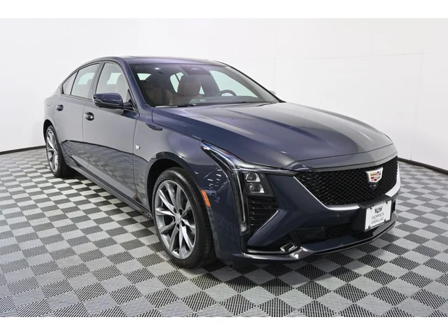Nuevos CADILLAC CT5 à Estados chez autogozo