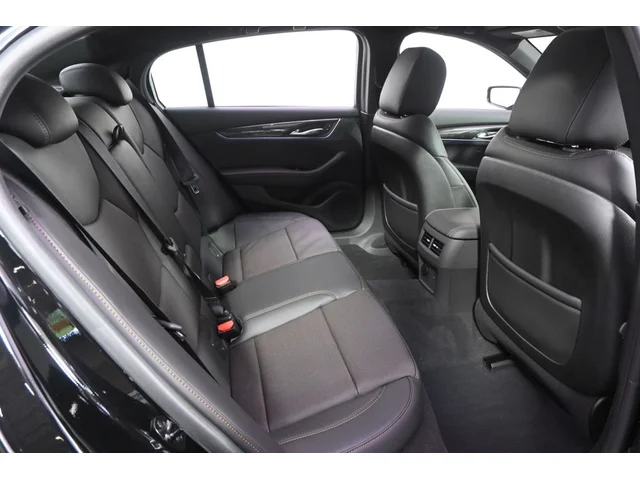Nuevos CADILLAC CT5 à Estados chez autogozo