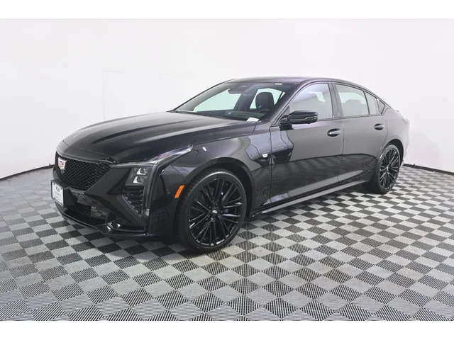 Nuevos CADILLAC CT5 à Estados chez autogozo