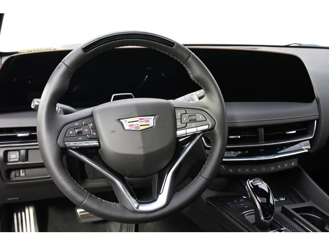 Nuevos CADILLAC CT5 à Estados chez autogozo