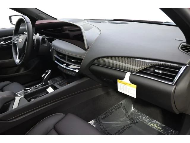Nuevos CADILLAC CT5 à Estados chez autogozo