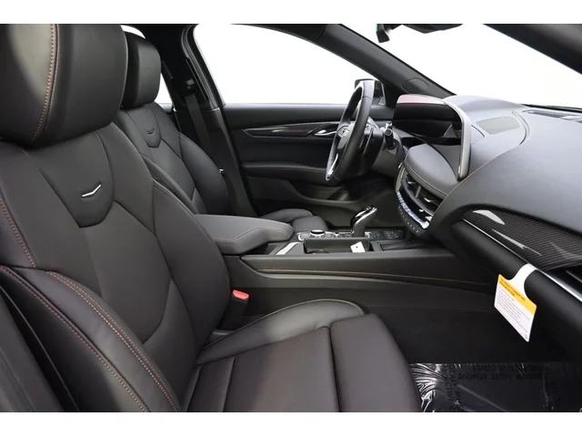 Nuevos CADILLAC CT5 à Estados chez autogozo