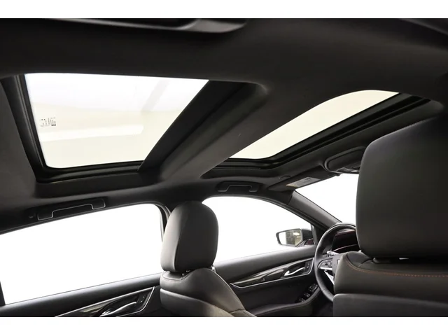 Nuevos CADILLAC CT5 à Estados chez autogozo