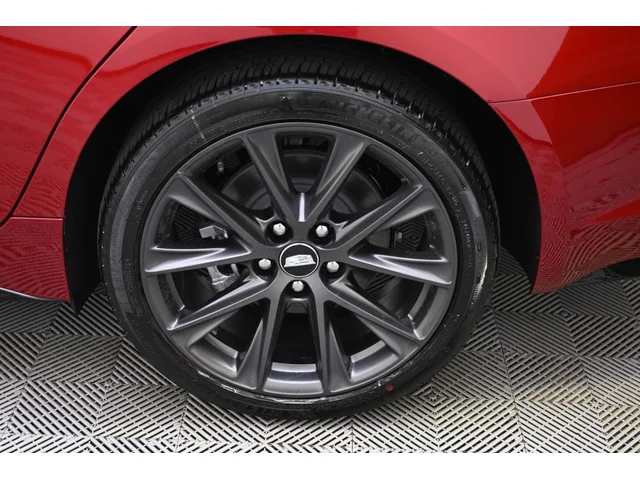 Nuevos CADILLAC CT5 à Estados chez autogozo