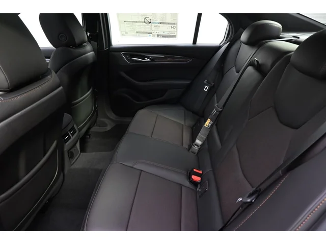 Nuevos CADILLAC CT5 à Estados chez autogozo