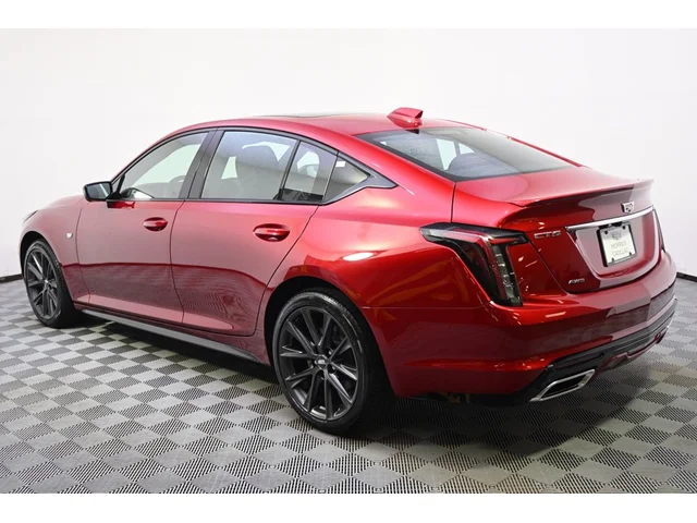 Nuevos CADILLAC CT5 à Estados chez autogozo