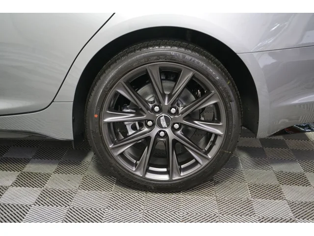 Nuevos CADILLAC CT5 à Estados chez autogozo