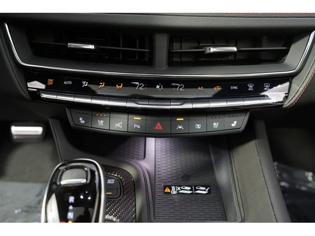 Nuevos CADILLAC CT5 à Estados chez autogozo