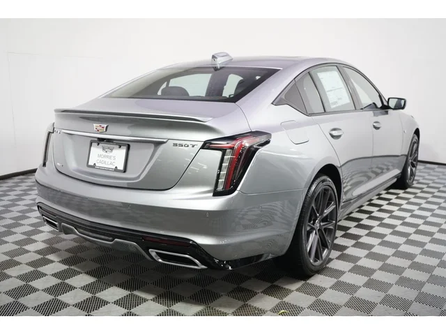 Nuevos CADILLAC CT5 à Estados chez autogozo