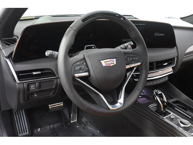Nuevos CADILLAC CT5 à Estados chez autogozo
