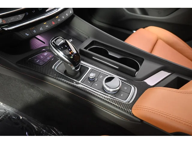 Nuevos CADILLAC CT5 à Estados chez autogozo