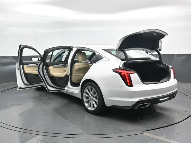 SEMINUEVOS CADILLAC CT5 a Estados en autogozo
