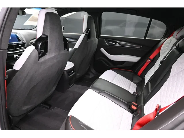 SEMINUEVOS CADILLAC CT5 a Estados en autogozo
