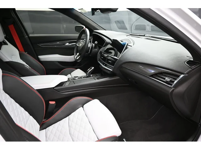 SEMINUEVOS CADILLAC CT5 a Estados en autogozo