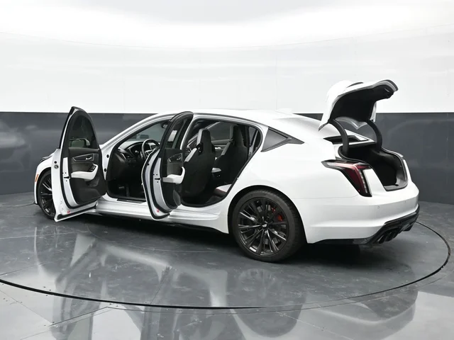 SEMINUEVOS CADILLAC CT5 a Estados en autogozo