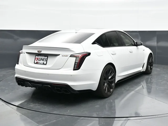 SEMINUEVOS CADILLAC CT5 a Estados en autogozo