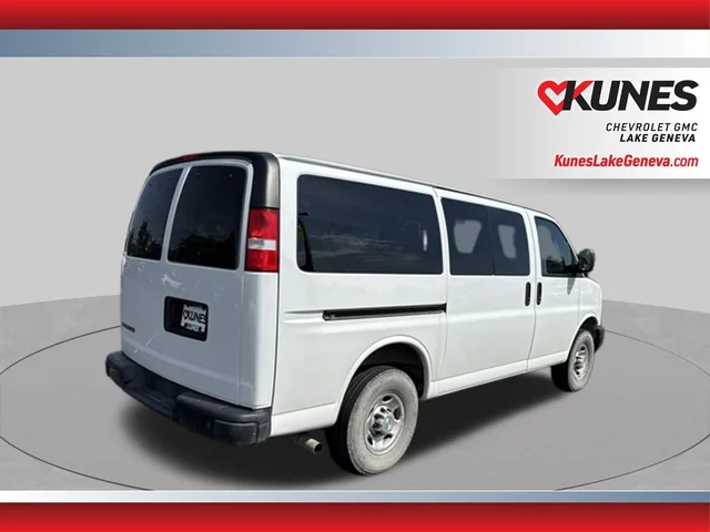 SEMINUEVOS CHEVROLET Express 3500 a Estados en autogozo