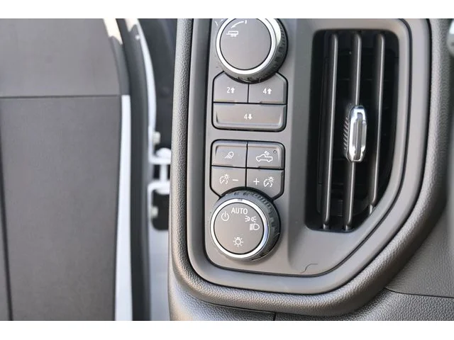 Nuevos CHEVROLET SILVERADO 3500HD à Estados chez autogozo