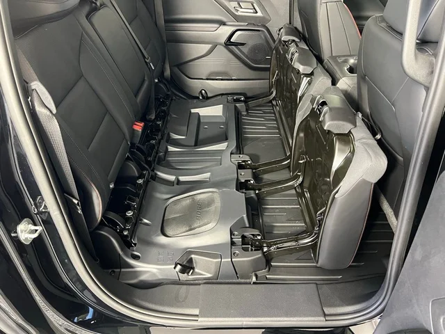 Nuevos CHEVROLET SILVERADO EV à Estados chez autogozo
