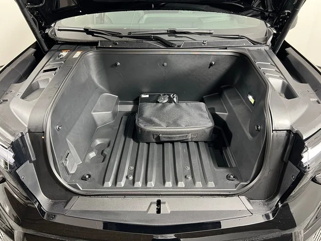 Nuevos CHEVROLET SILVERADO EV à Estados chez autogozo
