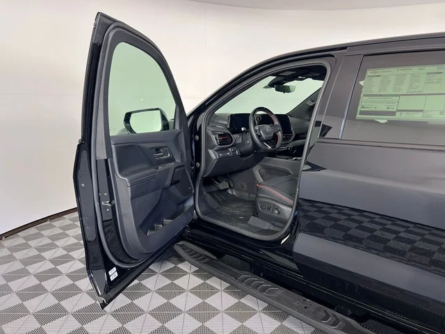 Nuevos CHEVROLET SILVERADO EV à Estados chez autogozo