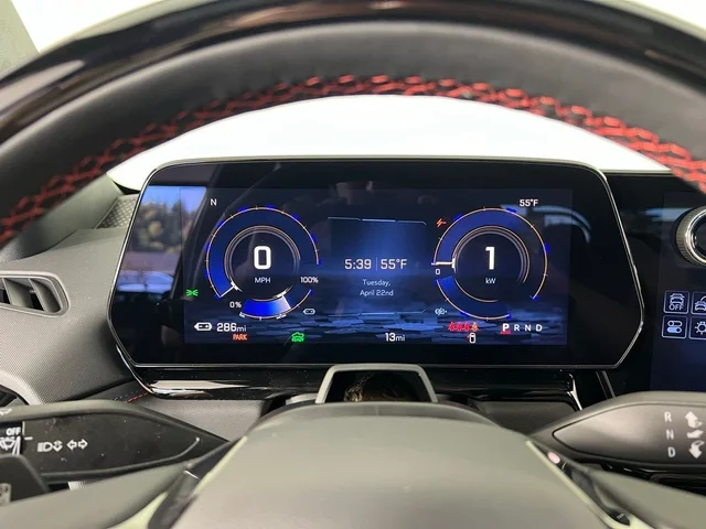 Nuevos CHEVROLET SILVERADO EV à Estados chez autogozo