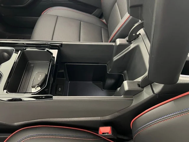 Nuevos CHEVROLET SILVERADO EV à Estados chez autogozo