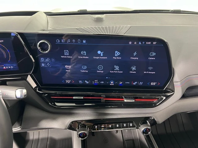 Nuevos CHEVROLET SILVERADO EV à Estados chez autogozo