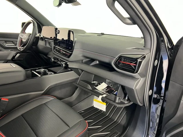 Nuevos CHEVROLET SILVERADO EV à Estados chez autogozo