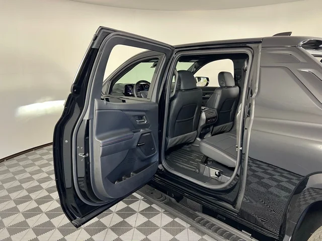 Nuevos CHEVROLET SILVERADO EV à Estados chez autogozo