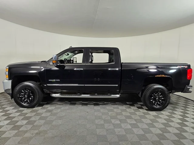 SEMINUEVOS CHEVROLET Silverado 3500HD a Estados en autogozo