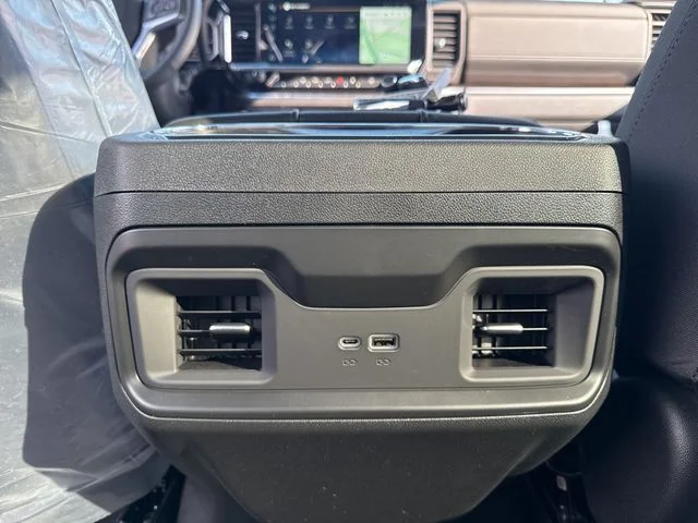 Nuevos CHEVROLET SILVERADO 3500HD à Estados chez autogozo
