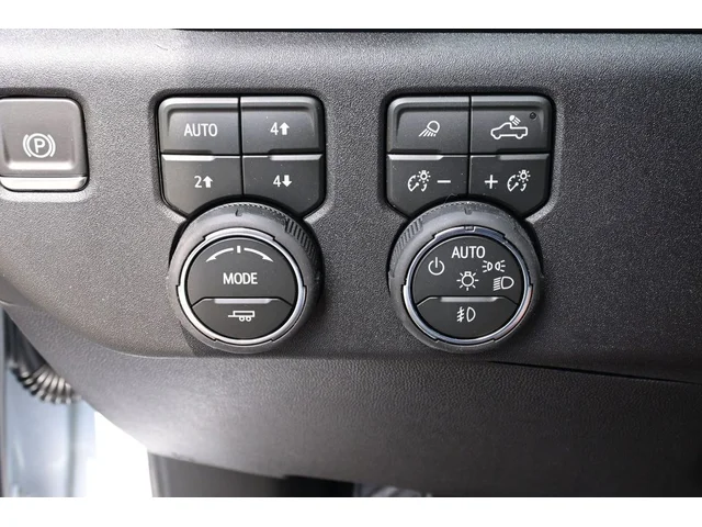 Nuevos CHEVROLET SILVERADO 3500HD à Estados chez autogozo