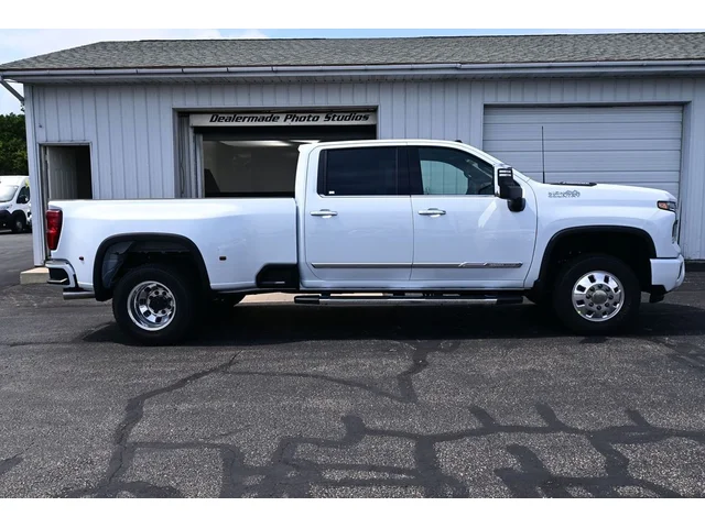Nuevos CHEVROLET SILVERADO 3500HD à Estados chez autogozo