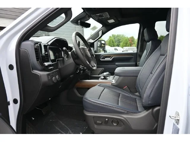 Nuevos CHEVROLET SILVERADO 3500HD à Estados chez autogozo