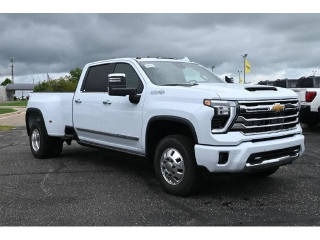 Nuevos CHEVROLET SILVERADO 3500HD à Estados chez autogozo