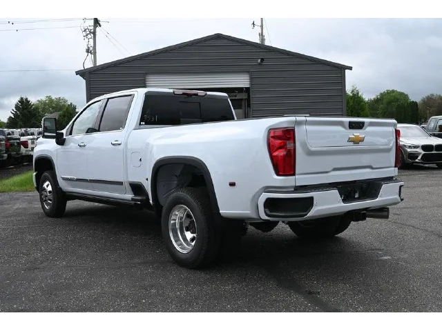 Nuevos CHEVROLET SILVERADO 3500HD à Estados chez autogozo