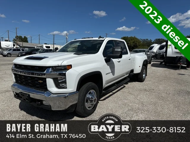 SEMINUEVOS CHEVROLET Silverado 3500HD a Estados en autogozo Vehicle Image
